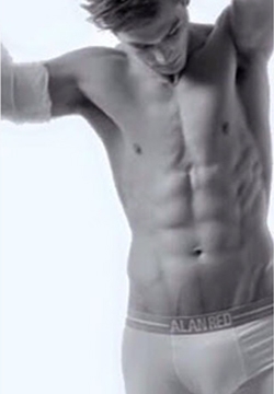 alan-red-campaign---bewerkt_20200820125541